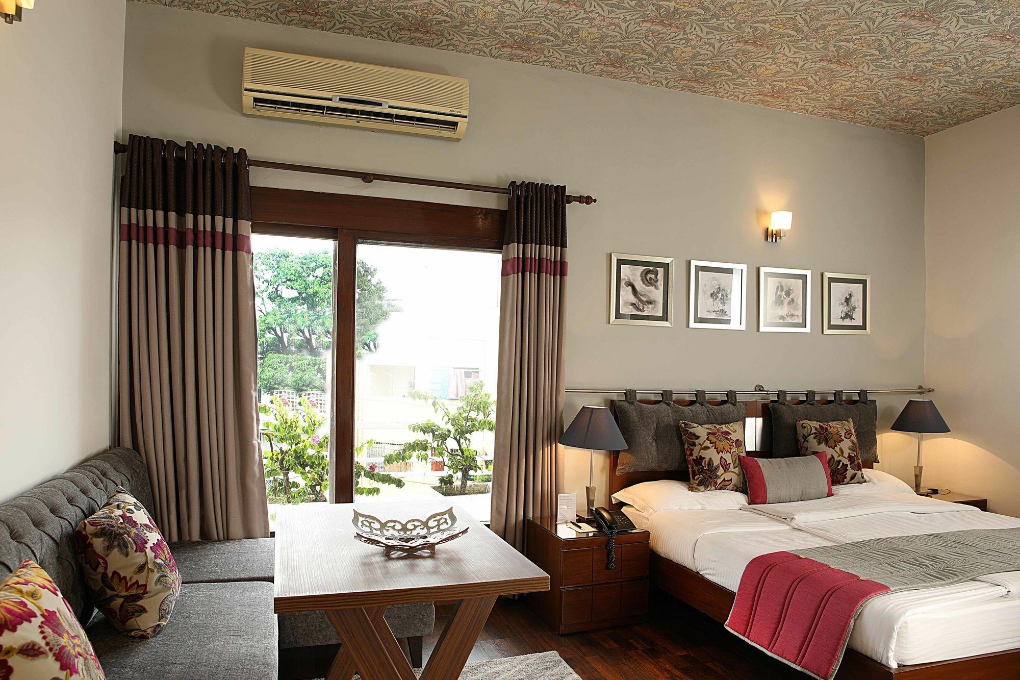 Ahuja Residency Golf Links Otel Yeni Delhi Dış mekan fotoğraf