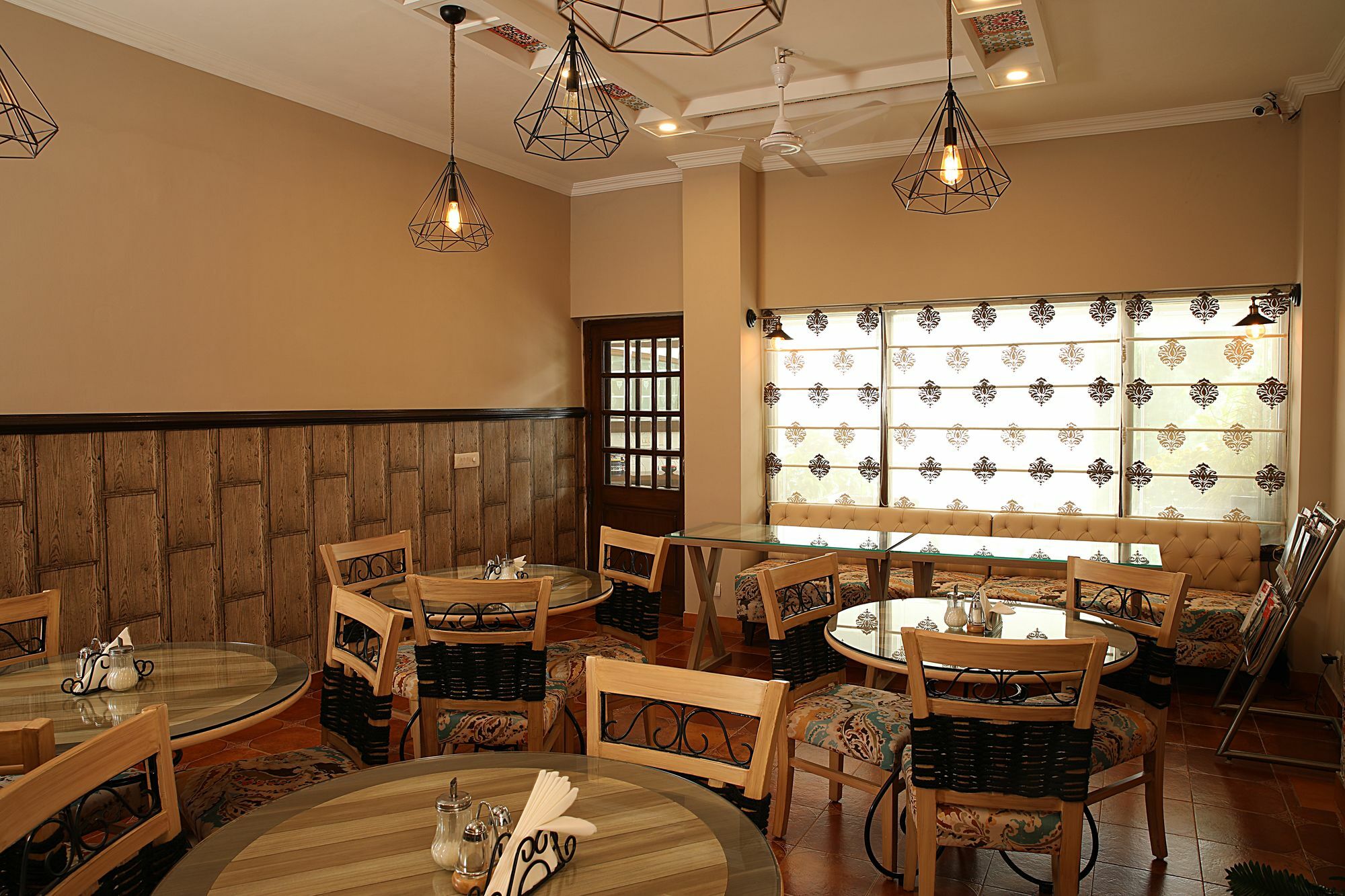 Ahuja Residency Golf Links Otel Yeni Delhi Dış mekan fotoğraf