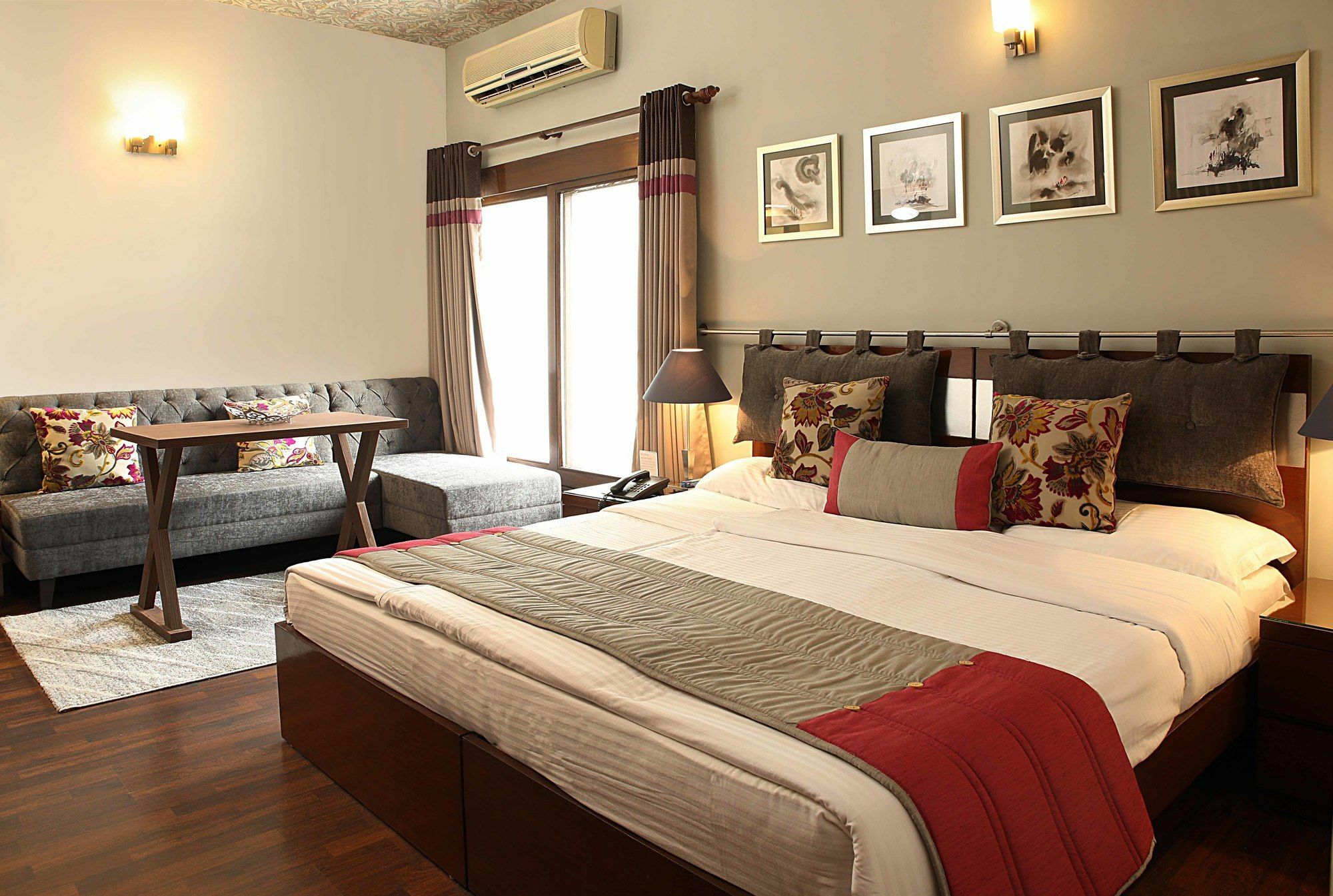 Ahuja Residency Golf Links Otel Yeni Delhi Dış mekan fotoğraf