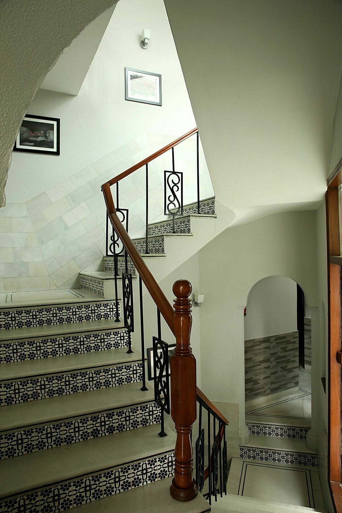 Ahuja Residency Golf Links Otel Yeni Delhi Dış mekan fotoğraf